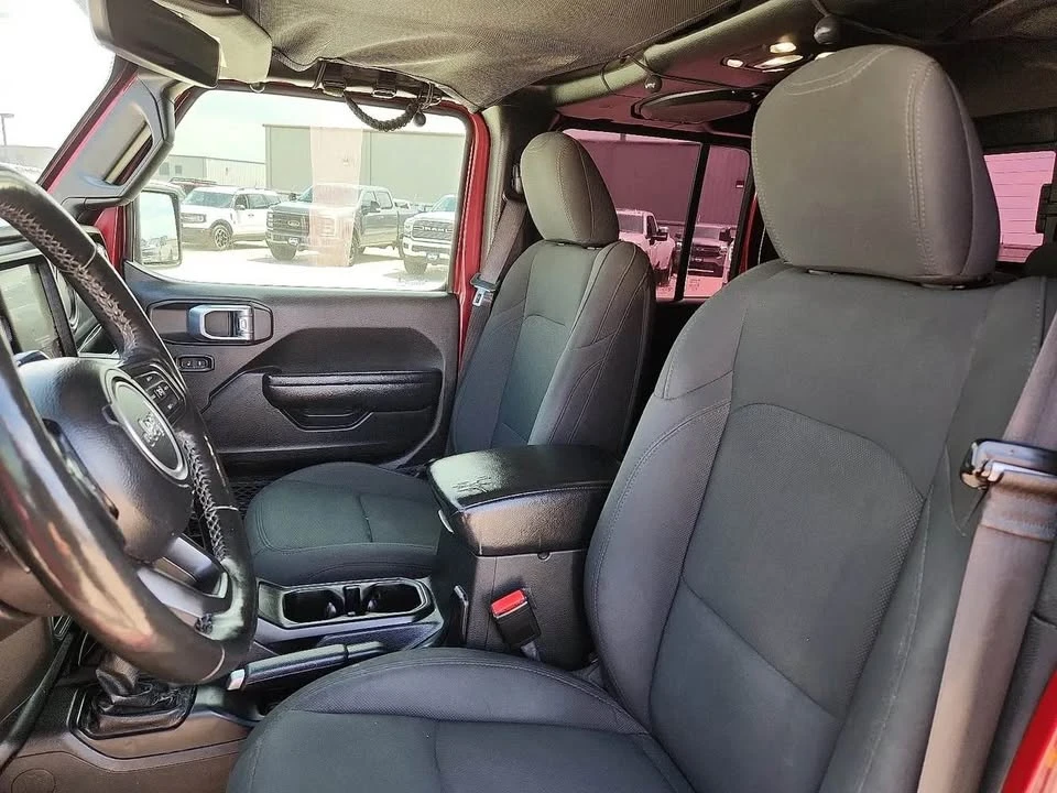 2021 Jeep JT Gladiator - Image 11 of 18