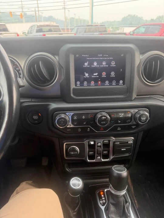 2021 Jeep JT Gladiator - Image 3 of 12