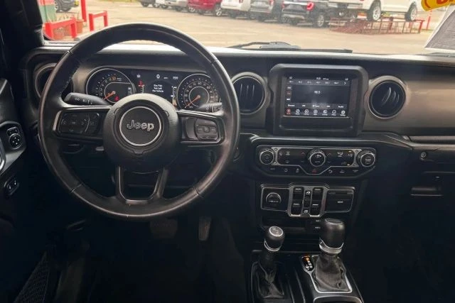 2021 Jeep JT Gladiator - Image 9 of 15