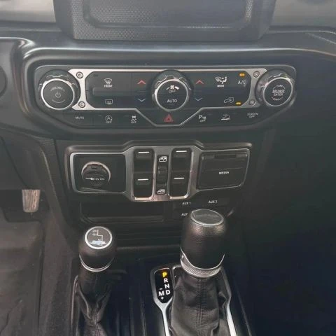 2021 Jeep JT Gladiator - Image 13 of 15