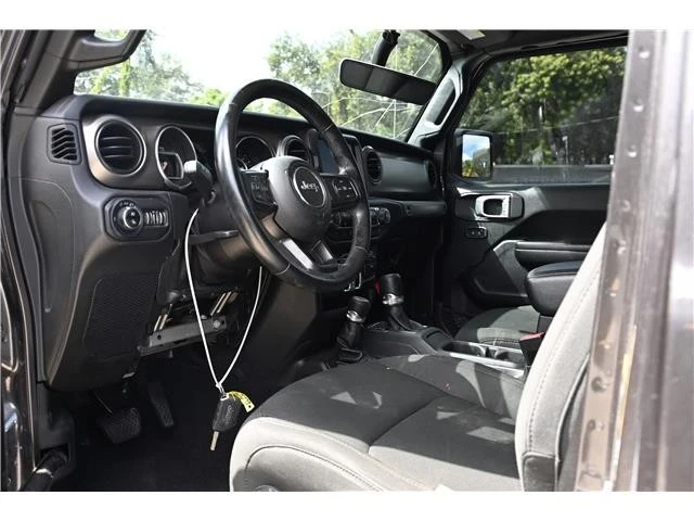 2021 Jeep JT Gladiator - Image 17 of 21