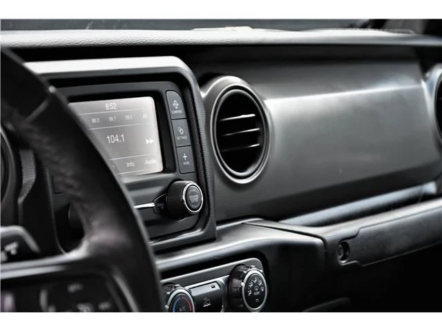 2021 Jeep JT Gladiator - Image 10 of 20