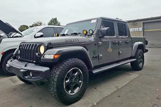 2021 Jeep Gladiator Willys Pickup 4D 5 ft