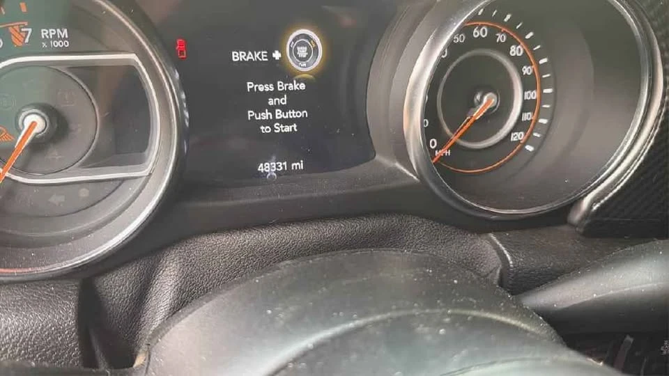 2021 Jeep JT Gladiator - Image 2 of 9