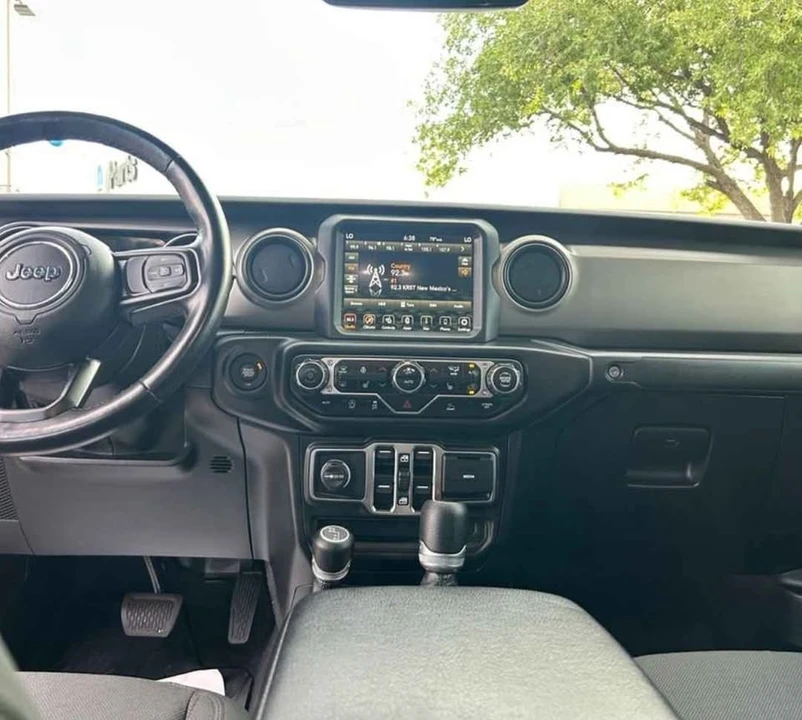 2021 Jeep JT Gladiator - Image 8 of 12