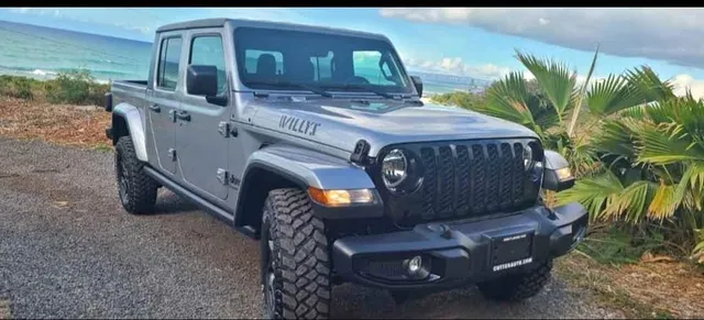 2021 Jeep Gladiator Willys Pickup 4D 5 ft