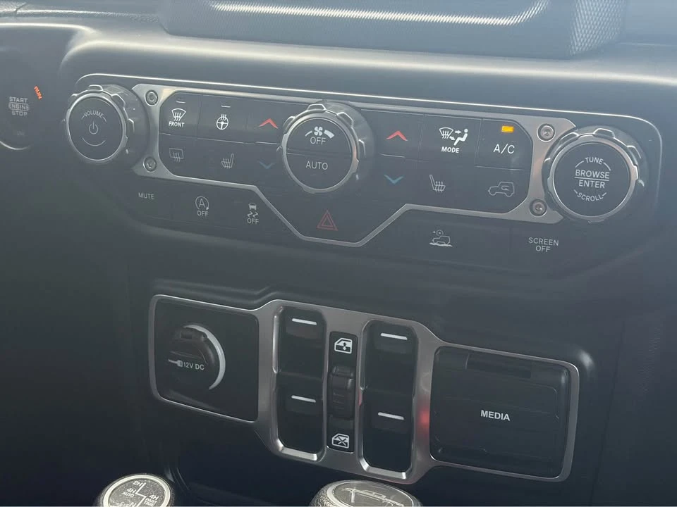 2021 Jeep JT Gladiator - Image 15 of 16