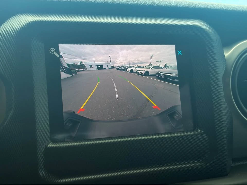 2021 Jeep JT Gladiator - Image 14 of 16