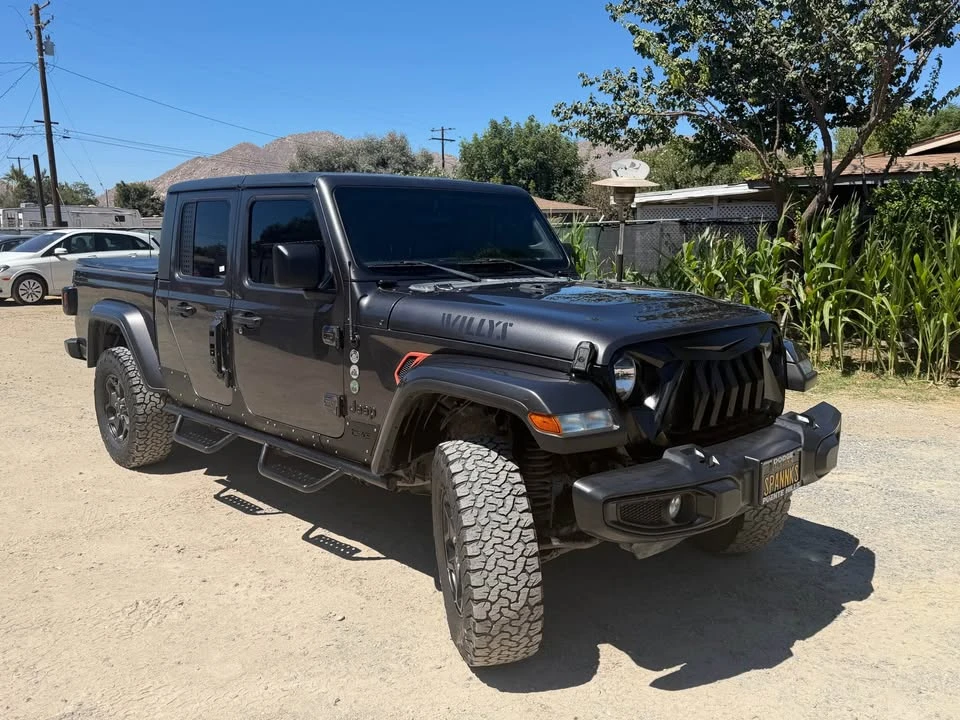 2021 Jeep JT Gladiator - Image 2 of 19