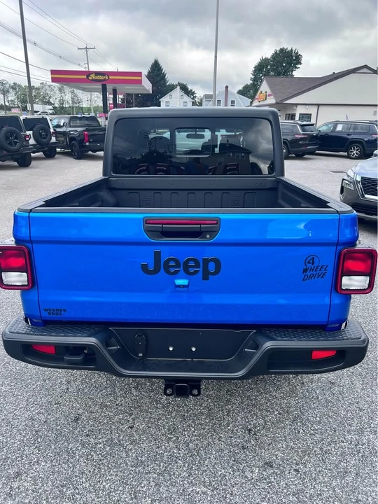 2021 Jeep JT Gladiator - Image 3 of 7