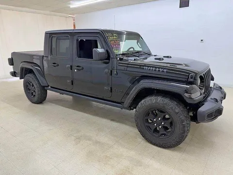 2021 Jeep Gladiator Willys Pickup 4D 5 ft