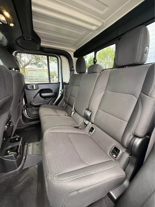 2021 Jeep JT Gladiator - Image 14 of 15