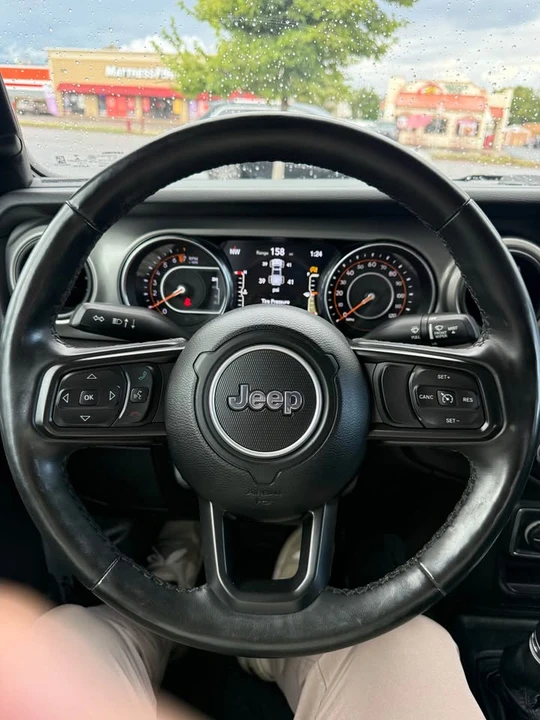 2021 Jeep JT Gladiator - Image 7 of 15