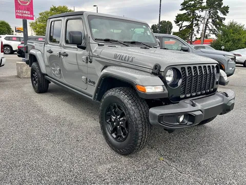2021 Jeep Gladiator Willys Pickup 4D 5 ft