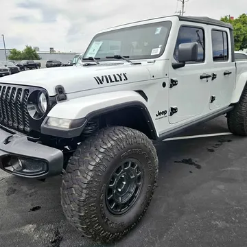 2021 Jeep Gladiator Willys Sport Pickup 4D 5 ft