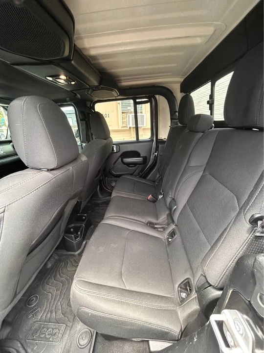 2021 Jeep JT Gladiator - Image 9 of 12