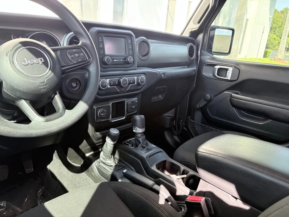 2021 Jeep JT Gladiator - Image 16 of 20