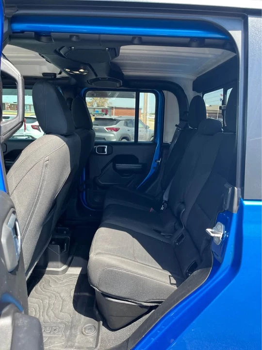 2021 Jeep JT Gladiator - Image 11 of 18