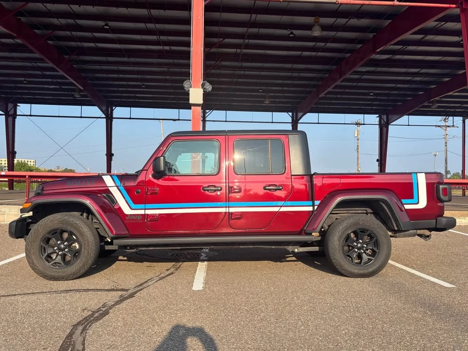 2021 Jeep JT Gladiator - Image 2 of 16