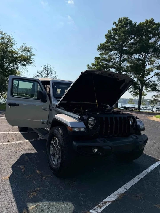 2021 Jeep JT Gladiator - Image 12 of 19