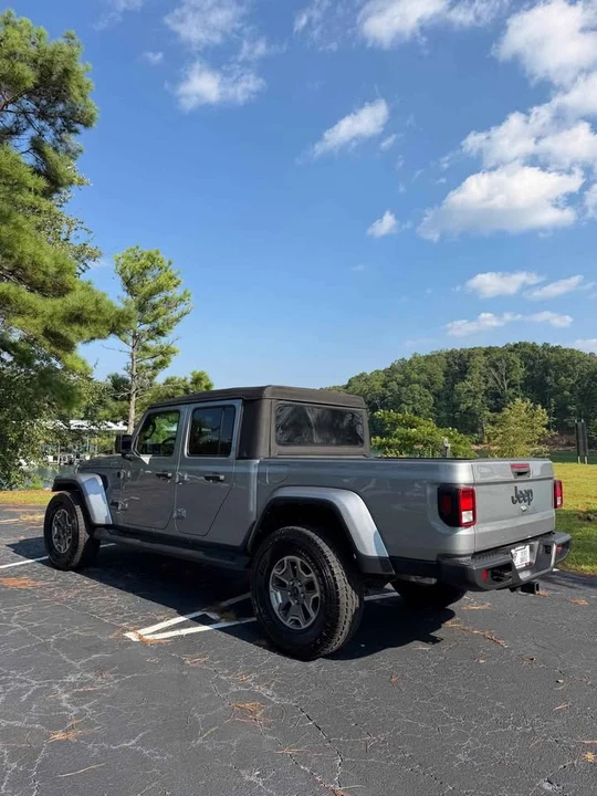 2021 Jeep JT Gladiator - Image 18 of 19