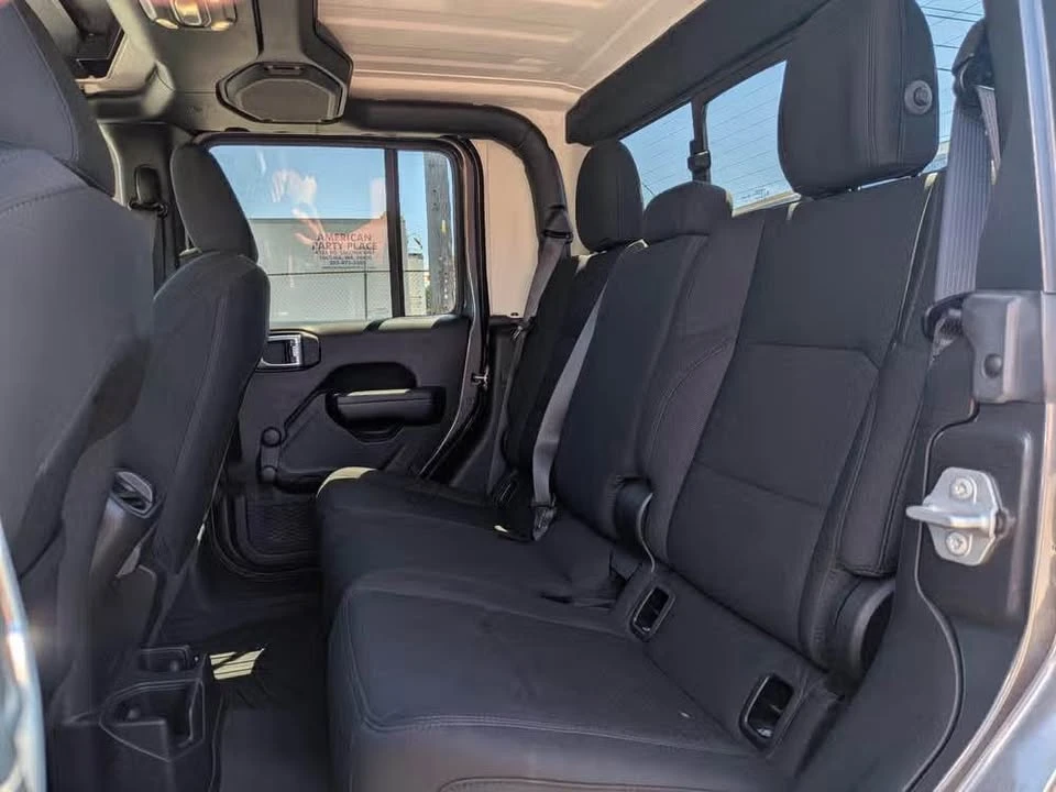 2021 Jeep JT Gladiator - Image 5 of 5