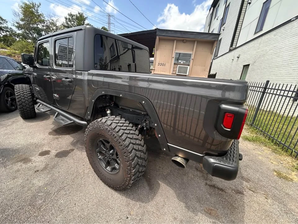 2021 Jeep JT Gladiator - Image 8 of 12