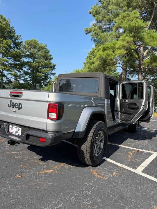 2021 Jeep JT Gladiator - Image 13 of 19