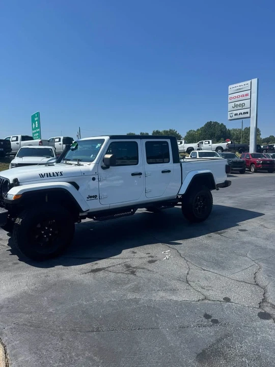 2021 Jeep JT Gladiator - Image 2 of 8