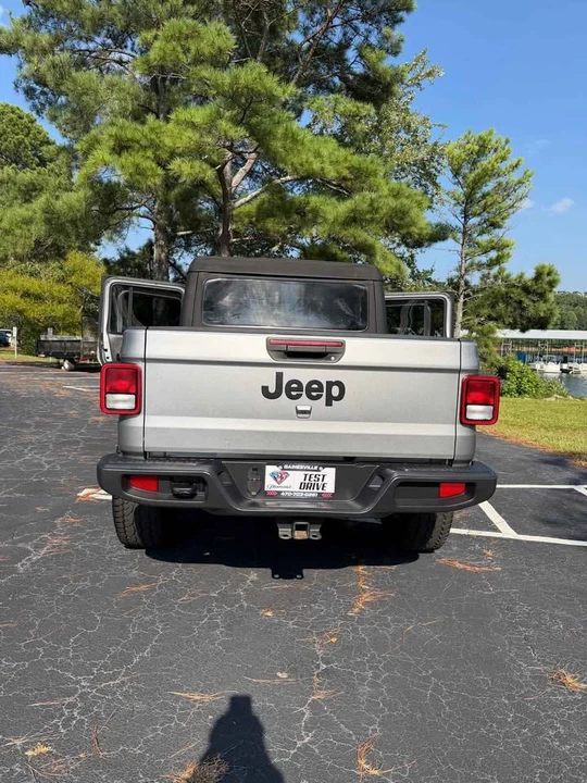 2021 Jeep JT Gladiator - Image 11 of 19