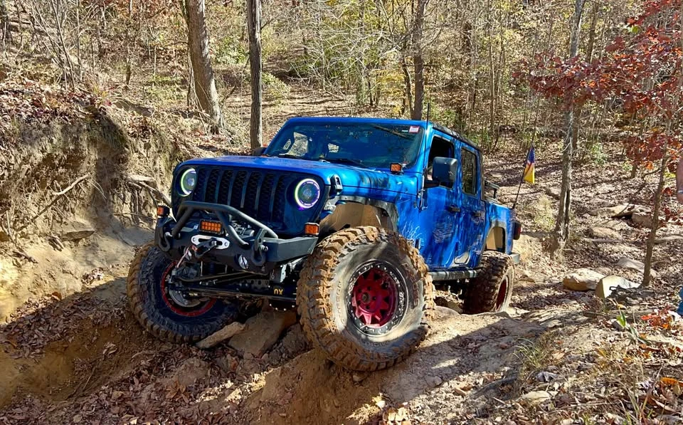 2021 Jeep JT Gladiator - Image 2 of 19