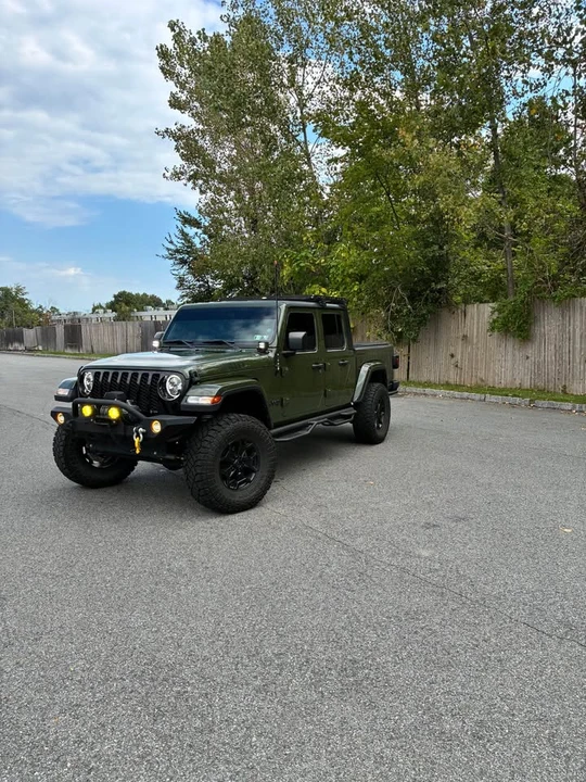2021 Jeep JT Gladiator - Image 2 of 12