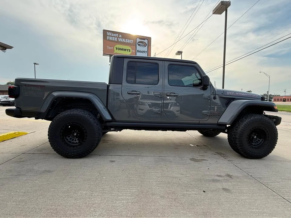 2021 Jeep JT Gladiator - Image 3 of 16