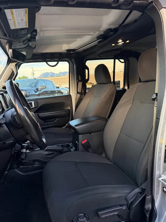 2021 Jeep JT Gladiator - Image 11 of 16