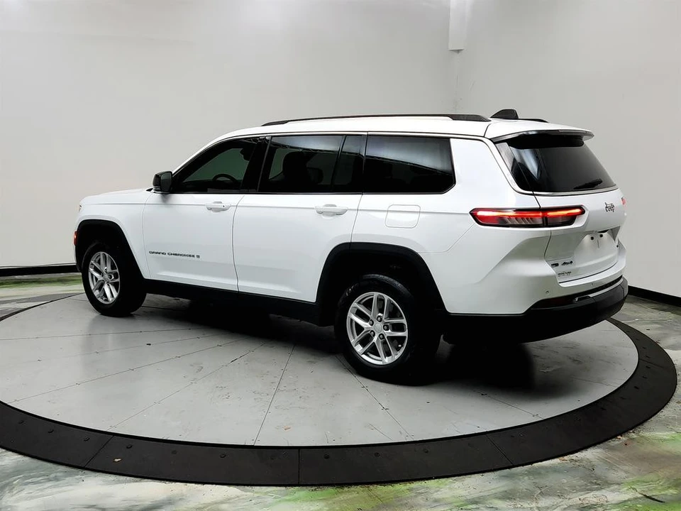 2021 Jeep - Image 7 of 31