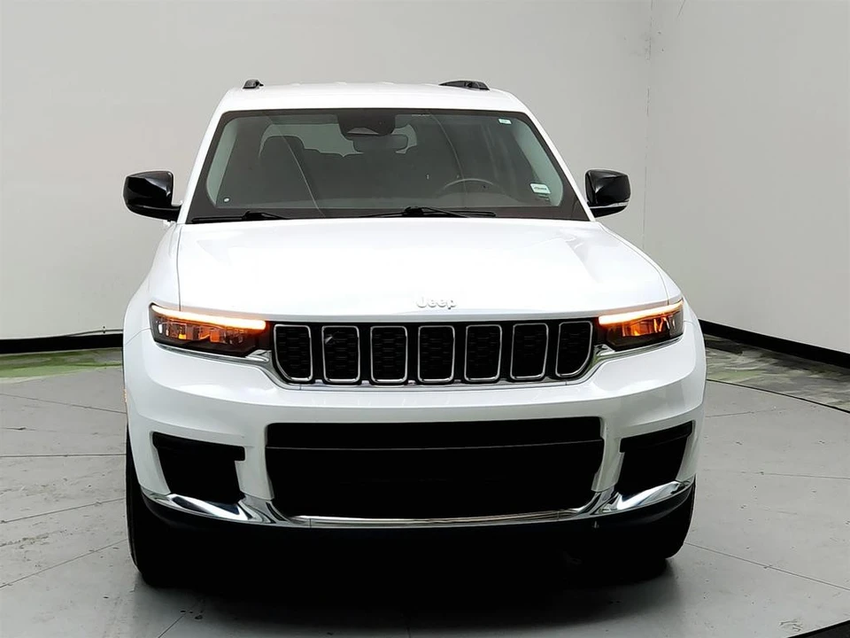 2021 Jeep - Image 2 of 31