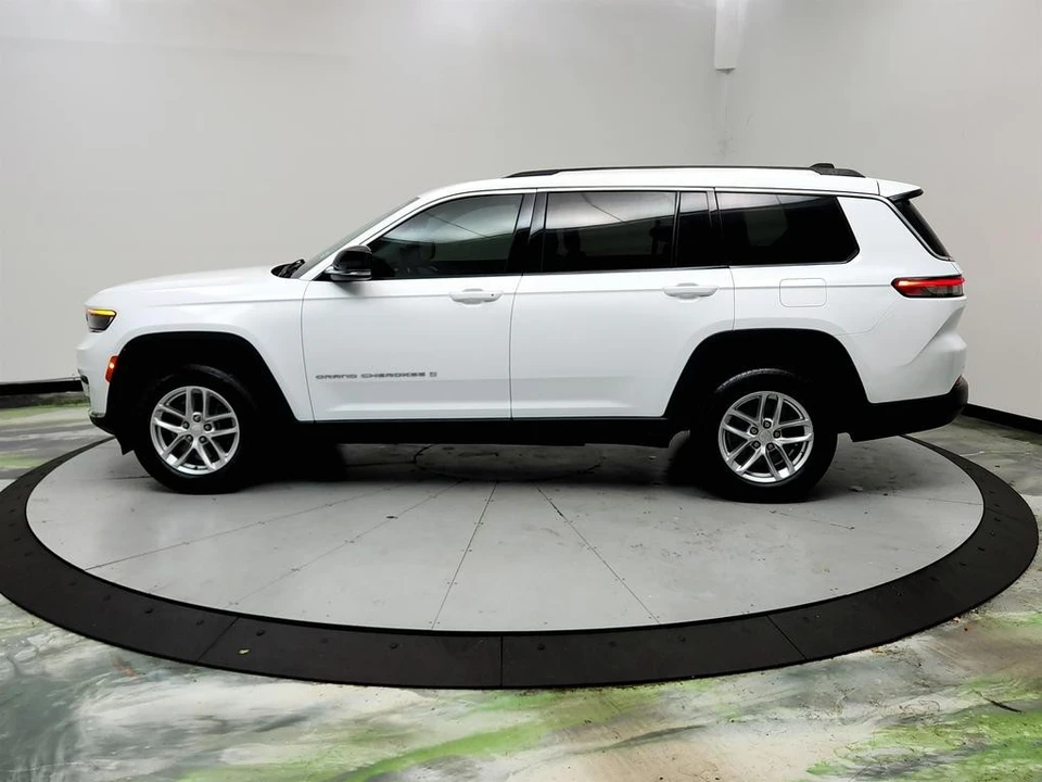 2021 Jeep - Image 8 of 31