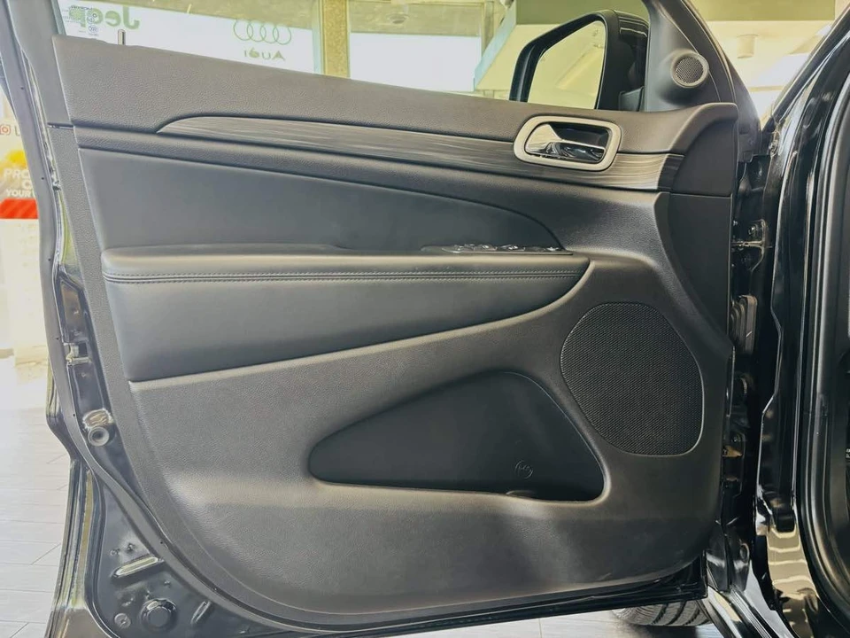 2021 Jeep - Image 28 of 31
