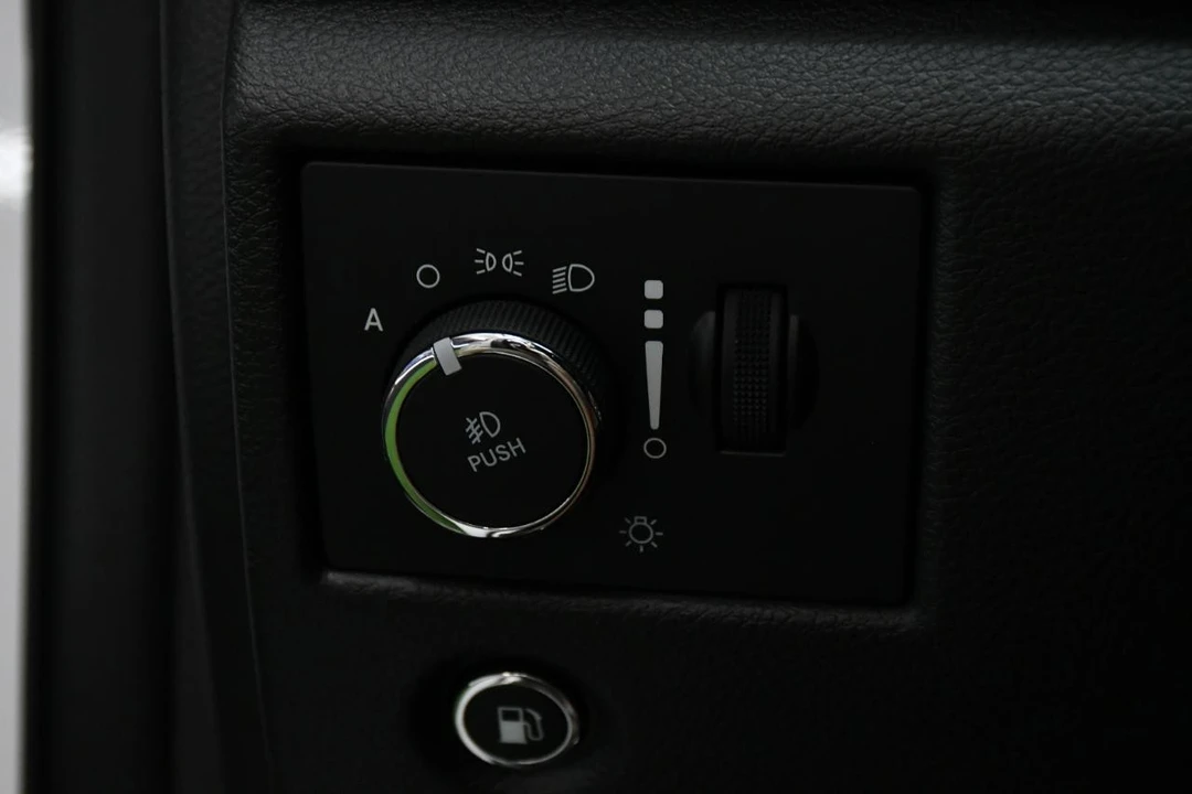 2021 Jeep - Image 20 of 31
