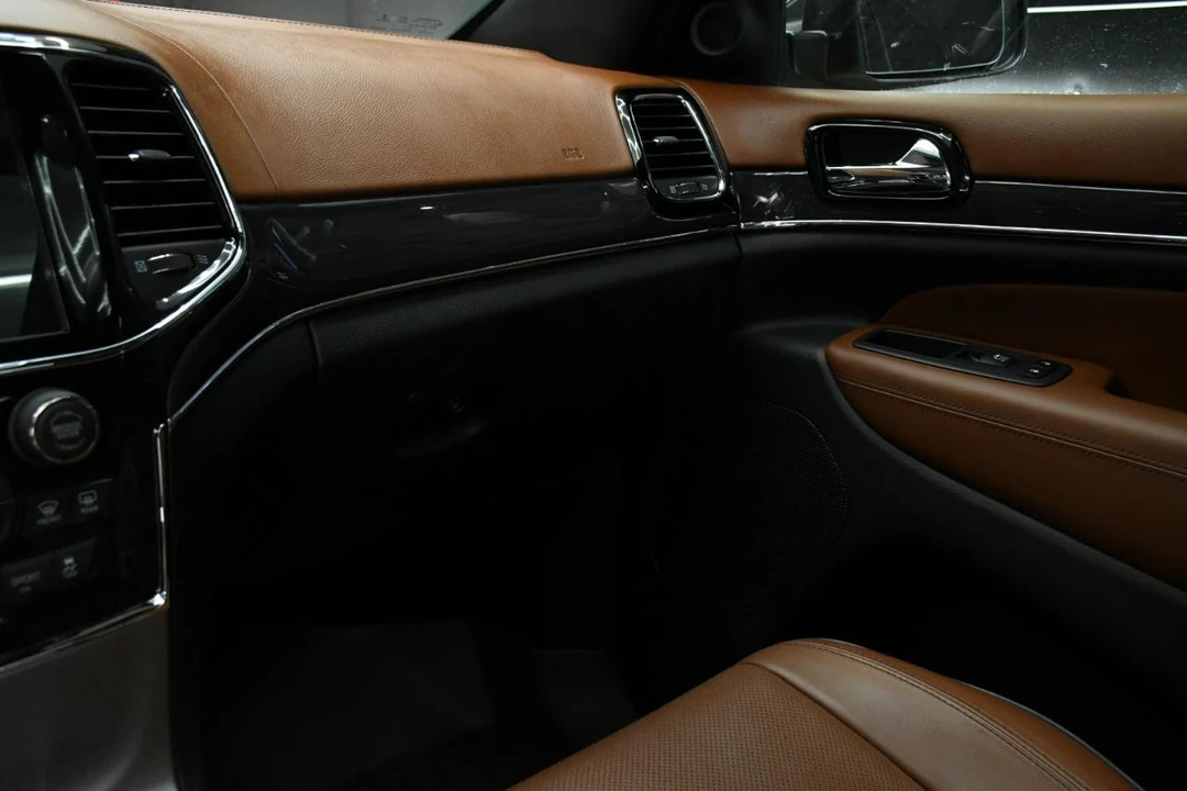 2021 Jeep - Image 24 of 31