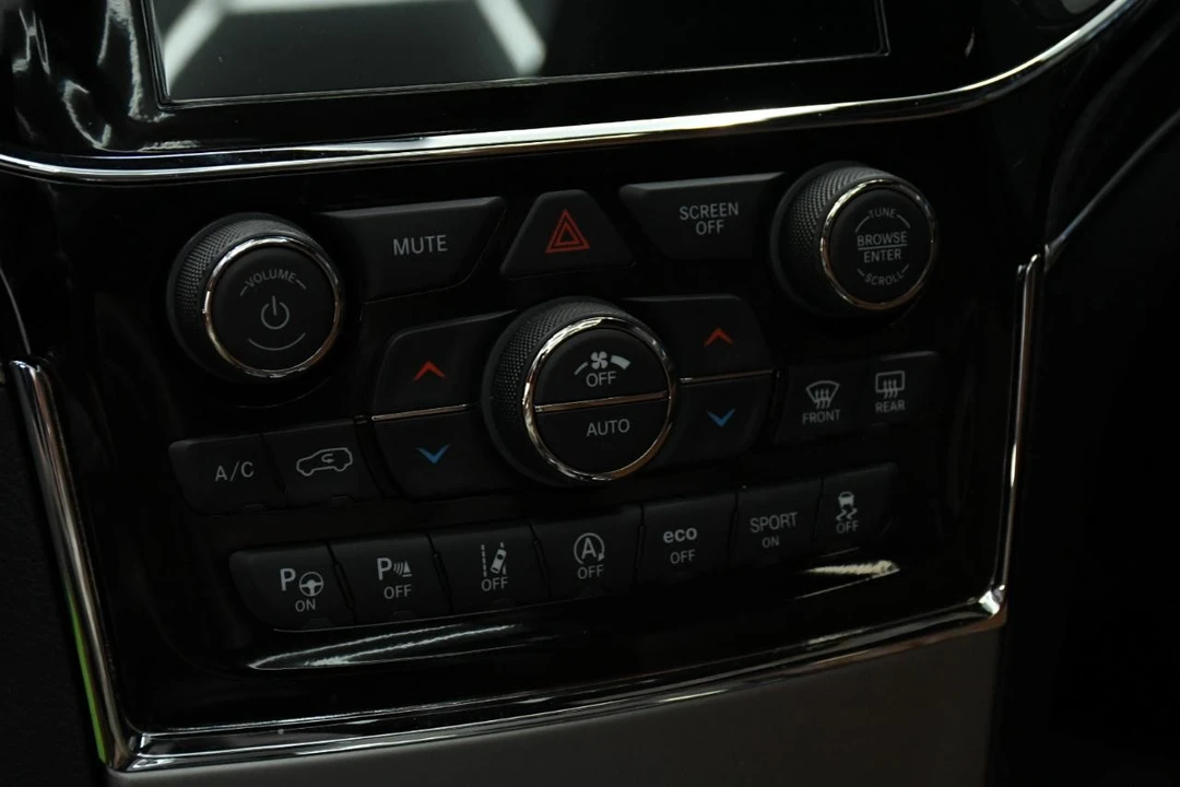 2021 Jeep - Image 22 of 31