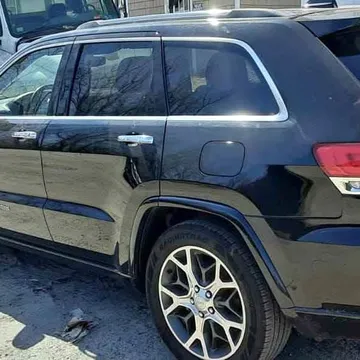 2021 Jeep Grand Cherokee Overland Sport Utility 4D