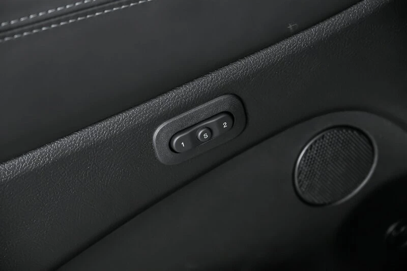 2021 Jeep KL Cherokee - Image 19 of 21