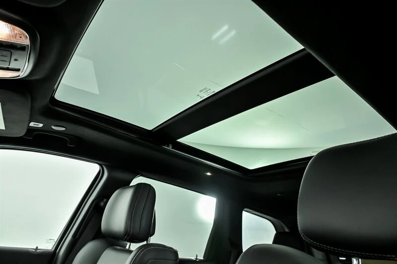 2021 Jeep - Image 19 of 31