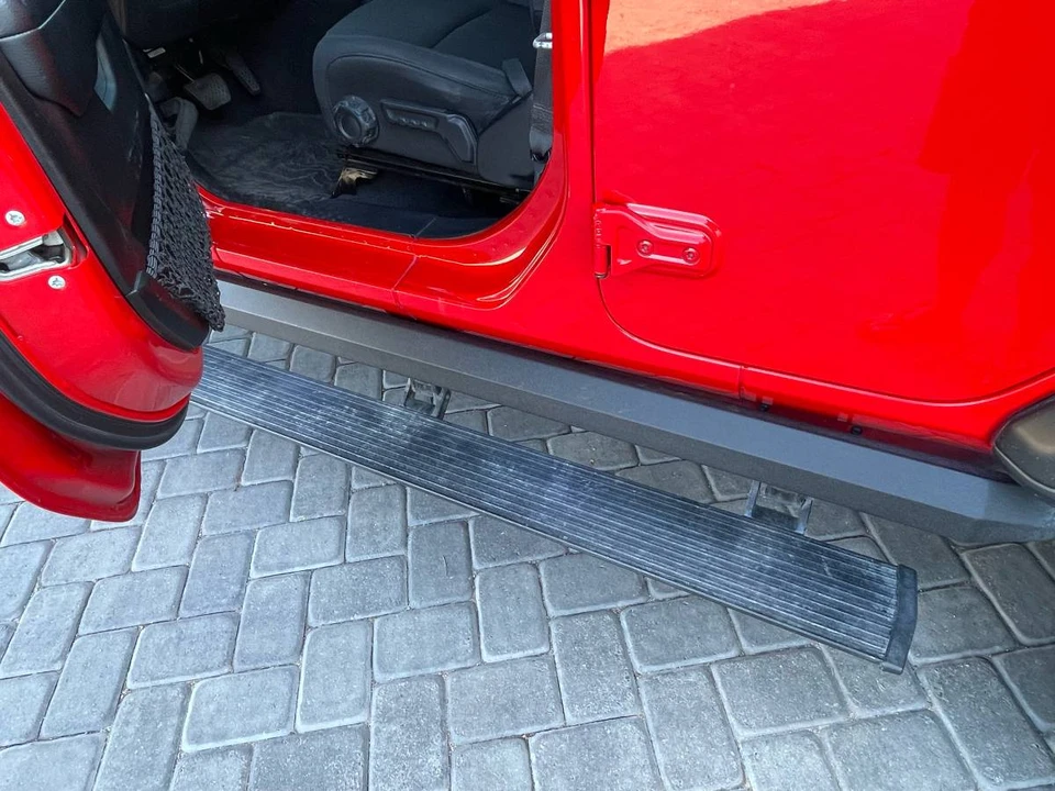 2021 Jeep JL Wrangler - Image 8 of 9