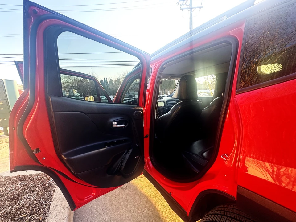2021 Jeep Renegade - Image 13 of 21