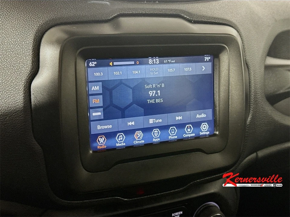2021 Jeep Renegade - Image 17 of 21
