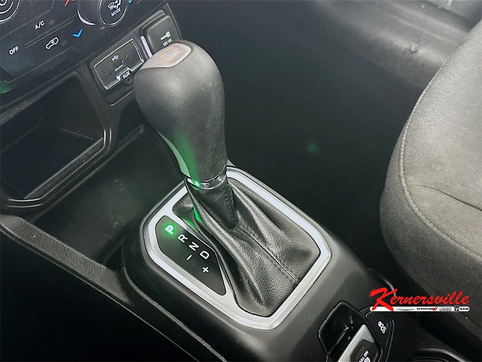 2021 Jeep Renegade - Image 16 of 21