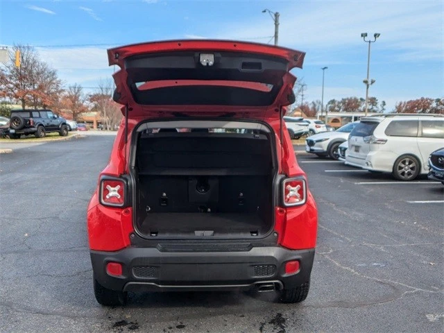 2021 Jeep Renegade - Image 8 of 21