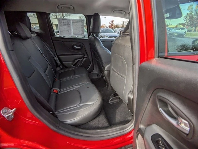 2021 Jeep Renegade - Image 13 of 21